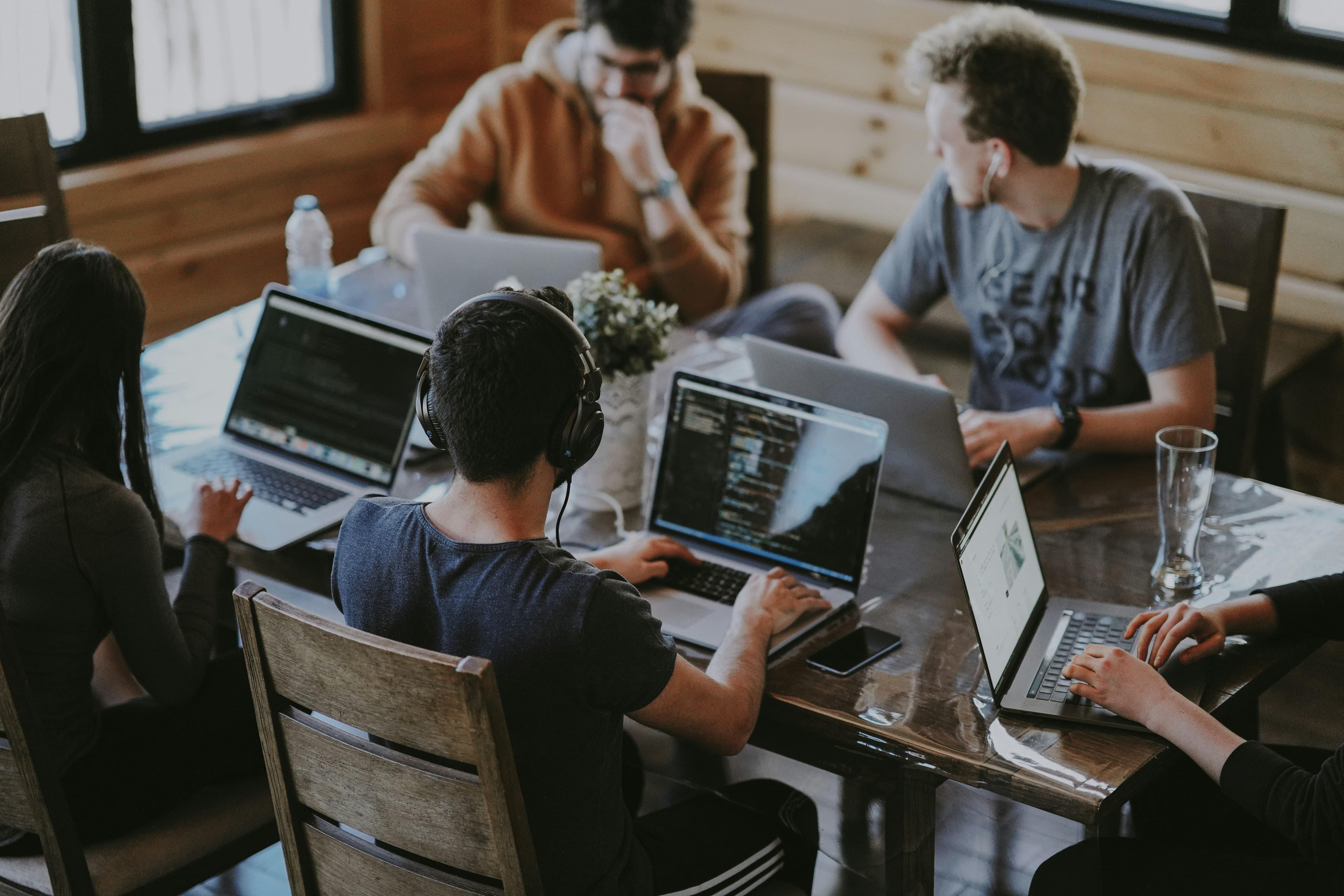 Job Market Trends 2025: Skills in Demand and How to Showcase Them on Your Resume