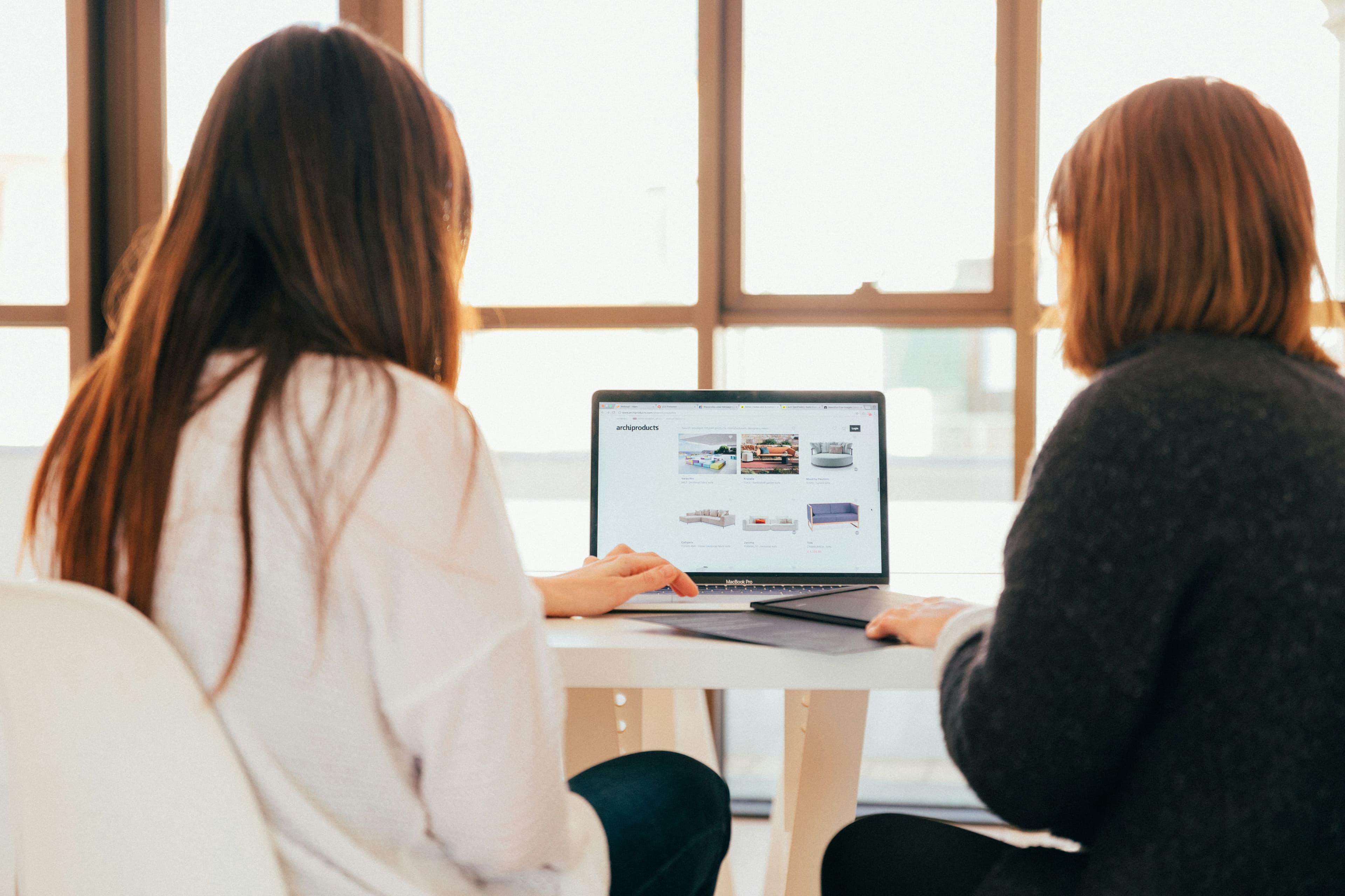 Resume vs. CV: The Ultimate 2025 Guide for US, UK & Canadian Job Seekers